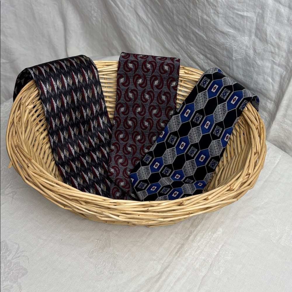 Vintage Pierre Cardin 3 Tie Set